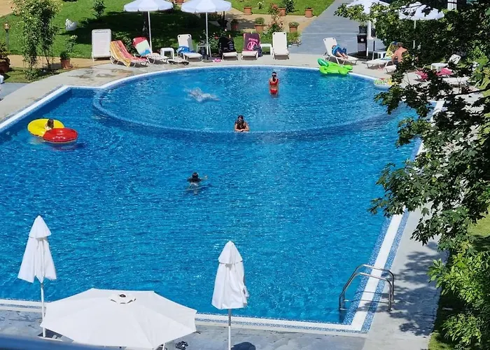 Oasis Deluxe By The Sea