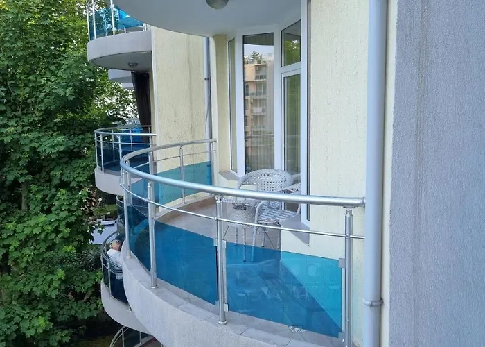 Oasis Deluxe By The Sea 拉夫达