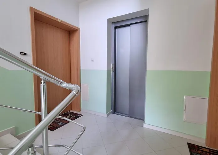 Oasis Deluxe By The Sea Апартамент Равда