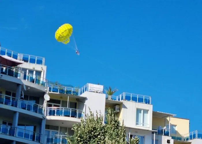 Oasis Deluxe By The Sea Апартамент Равда